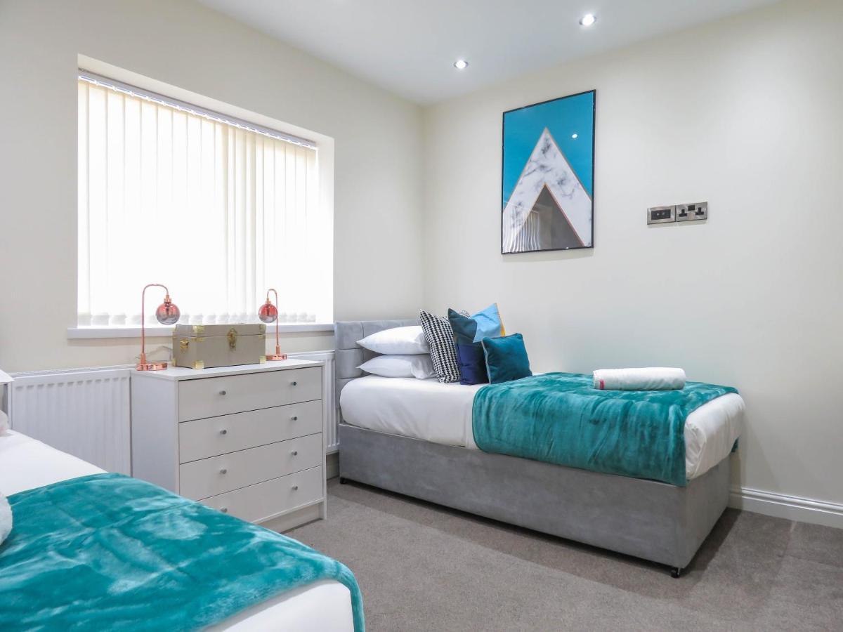 Tudors Esuites Four Bedroom House